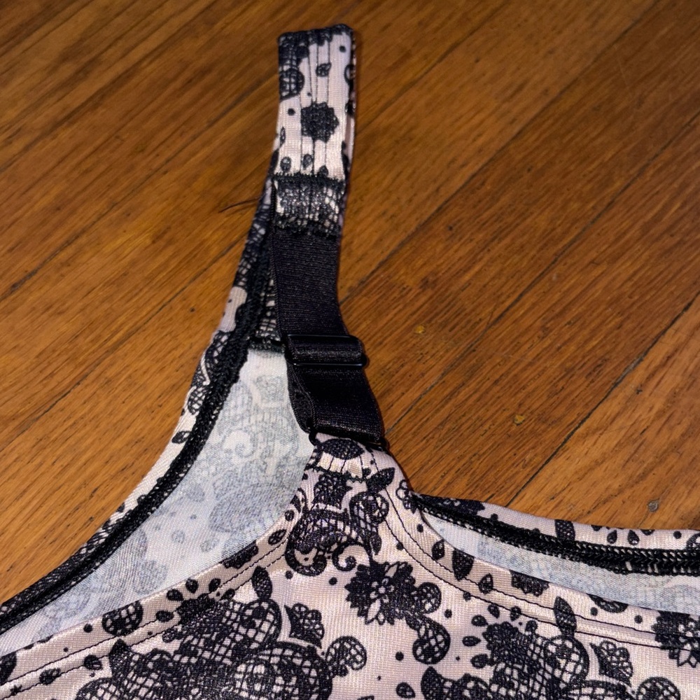 Ruby Ribbon Black And White Patterned Camisole Or… - image 8